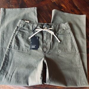PAIGE Ari Wide Leg Pant 28 / 6 Vintage Forester Green NWT